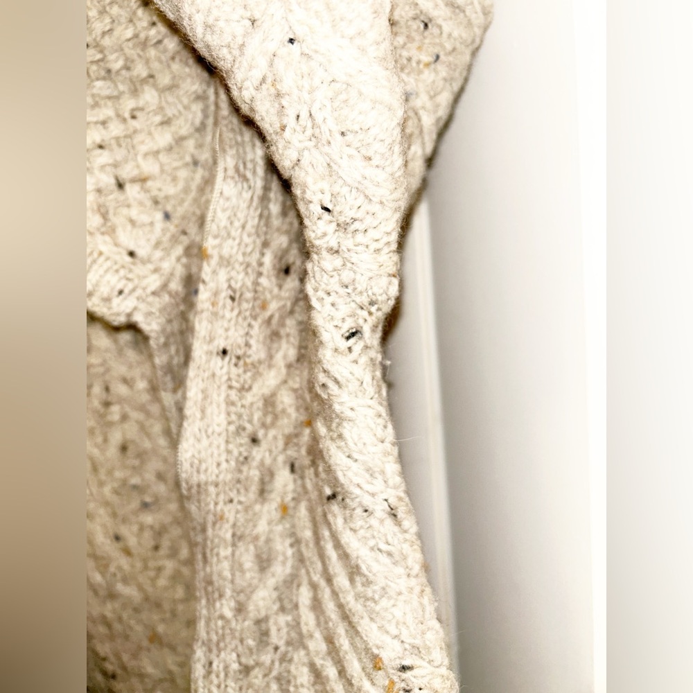 ARAN CRAFTS Aran Knit Coatigan with Celtic Knot Side Zip in Oatmeal SZ: Small - Picture 11 of 15
